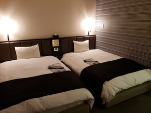 Bureau, Wi-Fi gratuit, draps fournis