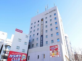 施設の正面