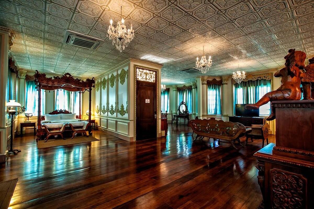 casa la drillo | in-room safe, free wifi, bed sheets