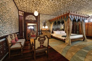 Casa de luxe (Casa Byzantina) | Interior