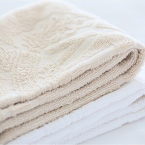 A stack of folded towels. - APA Hotel Mito-ekimae (Mito)