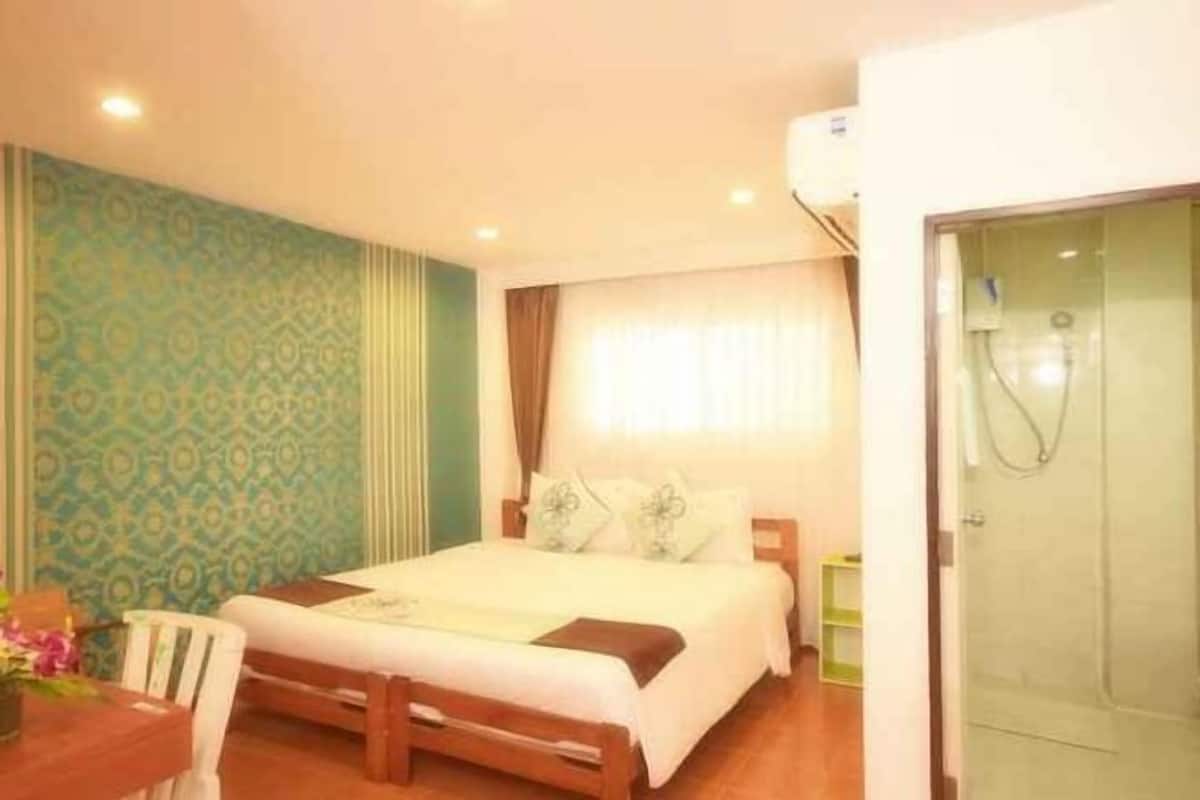 Individually decorated, individually furnished, desk, blackout drapes