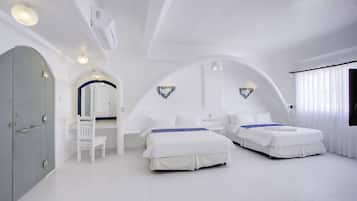2 bedrooms, desk, free WiFi, bed sheets