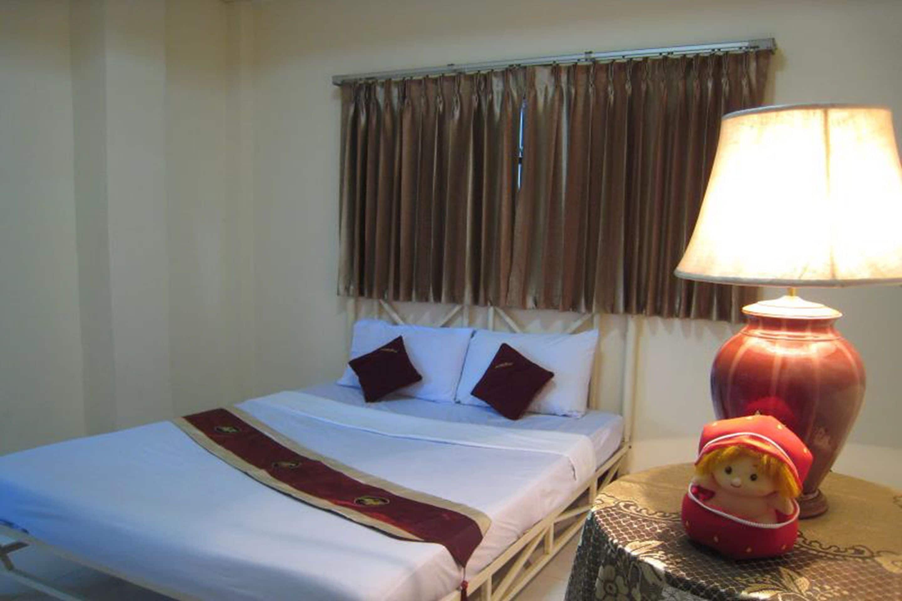 標準雙人房 | 書桌、免費 Wi-Fi