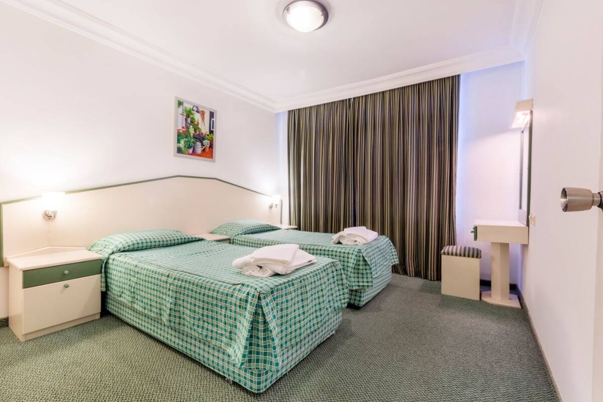 In-room safe, desk, WiFi (surcharge)