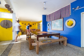 Petit déjeuner buffet compris tous les jours