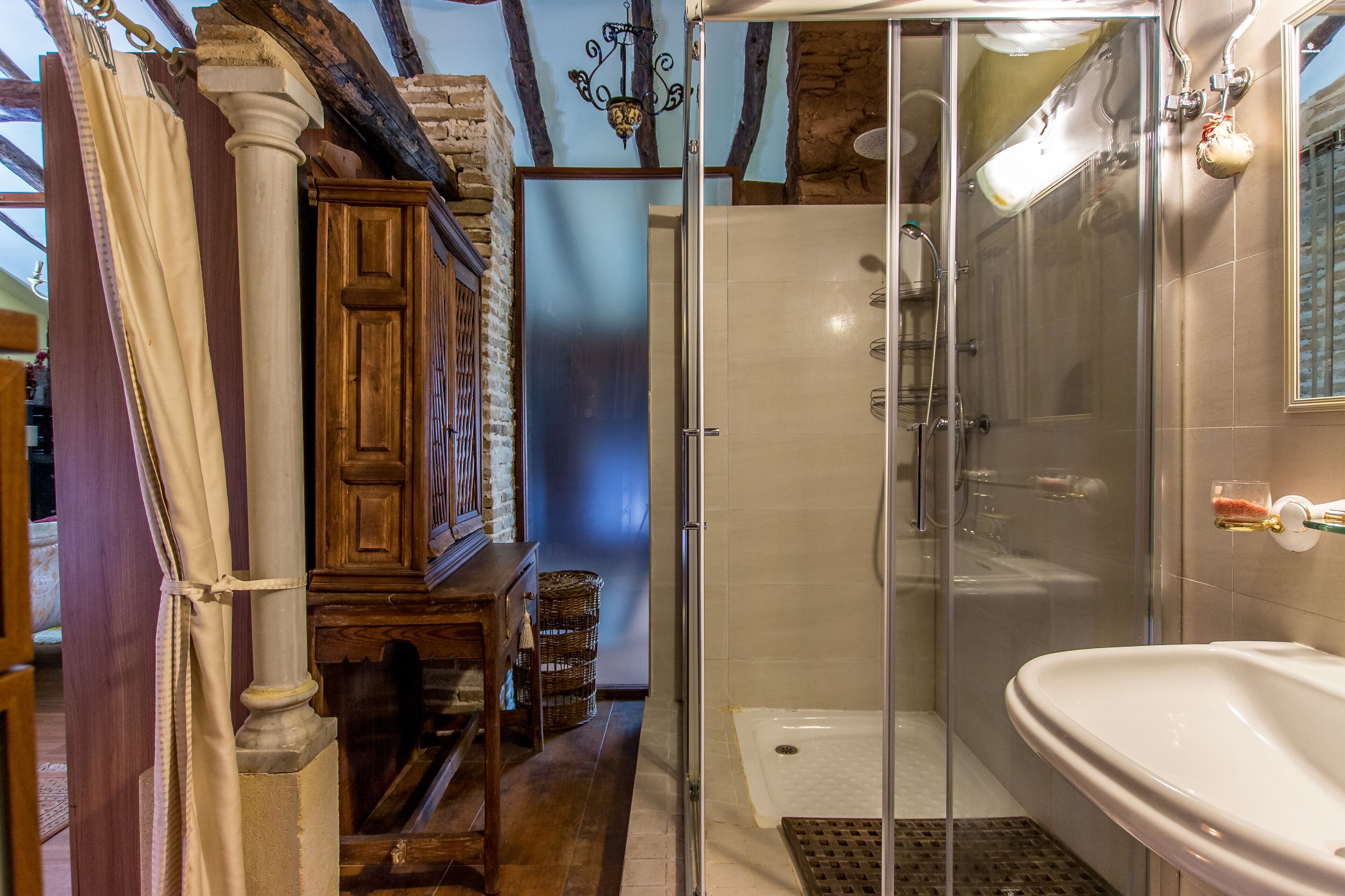 Luxury Quadruple Room, 2 Bedrooms, Private Bathroom | Bathroom | Shower, free toiletries, hair dryer, towels