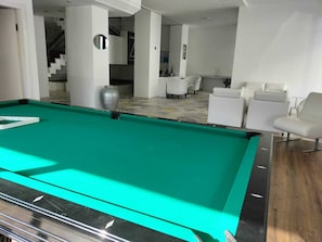Lobby sitting area - Z Otel (Cesme)