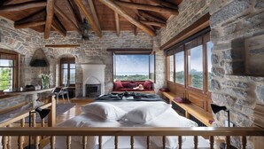Grand Suite with Panoramic Sea View - Thivi