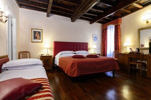 Deluxe-Dreibettzimmer