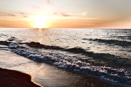 Beach nearby, sun loungers, beach umbrellas, beach volleyball. Hotel NAT Sarbinowo