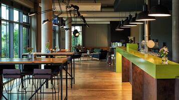 Bar (in der Unterkunft)