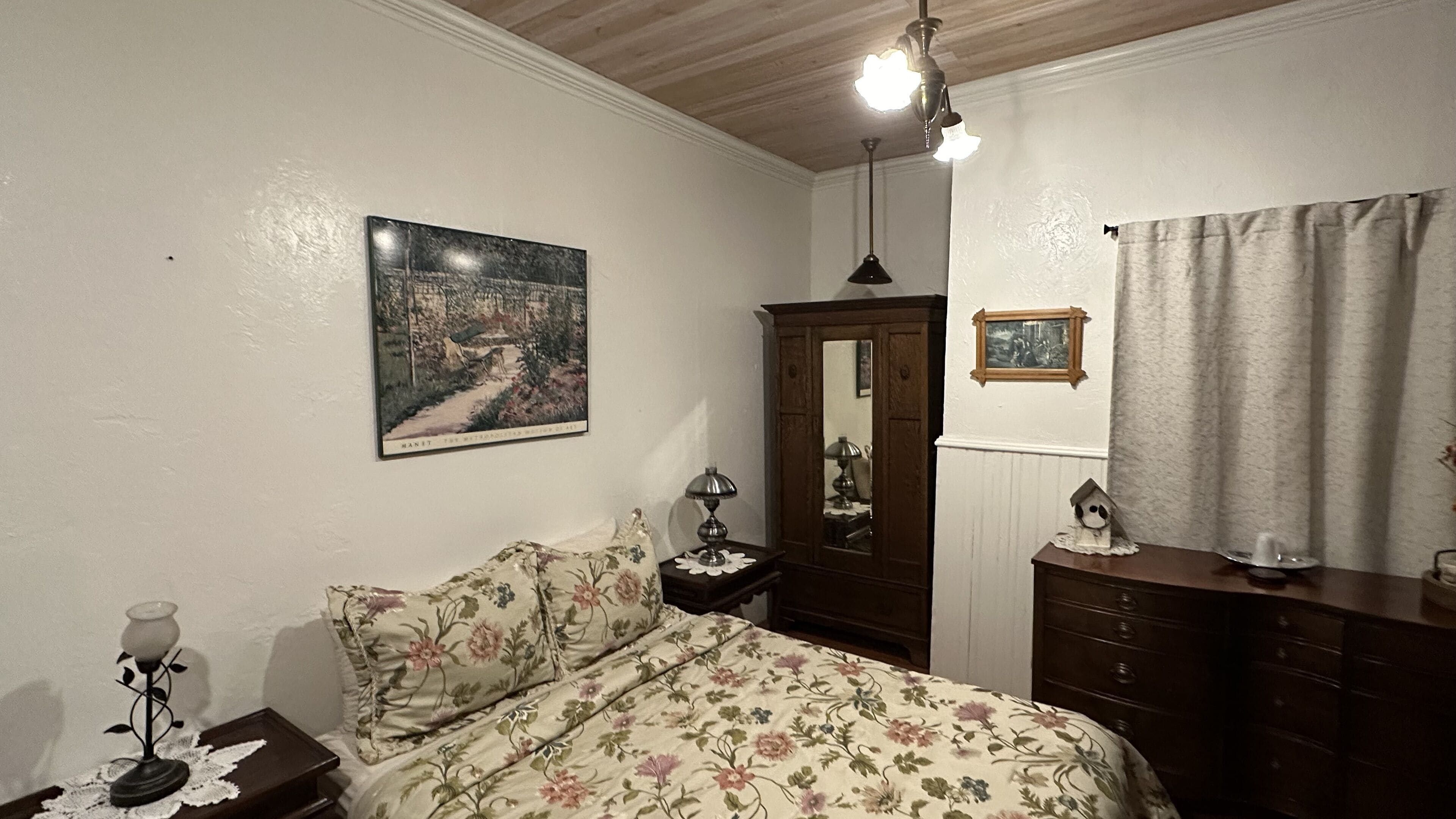 Premium Double or Twin Room, Multiple Beds, Ground Floor (Room 9) | Tempur-Pedic beds, individually decorated, individually furnished