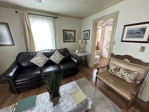 Suite, 1 cama de matrimonio con sofá cama (Room 2) | Colchones Tempur-Pedic, decoración individual, mobiliario individual