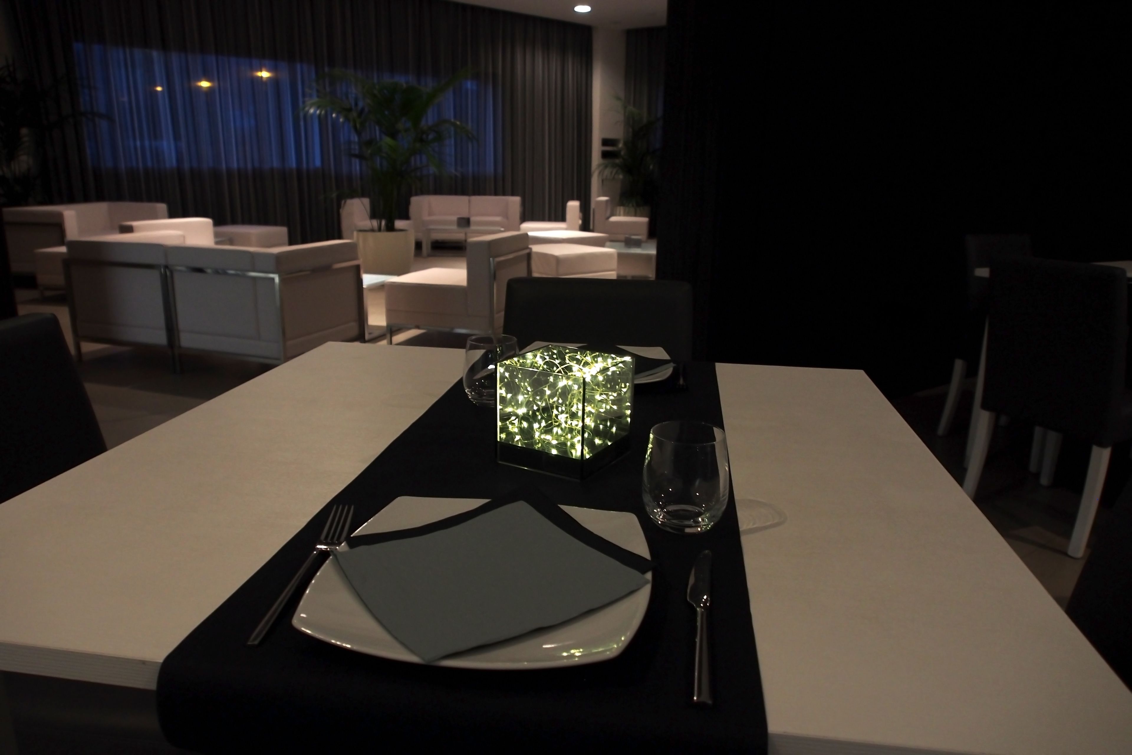 breakfast and dinner served, italian cuisine