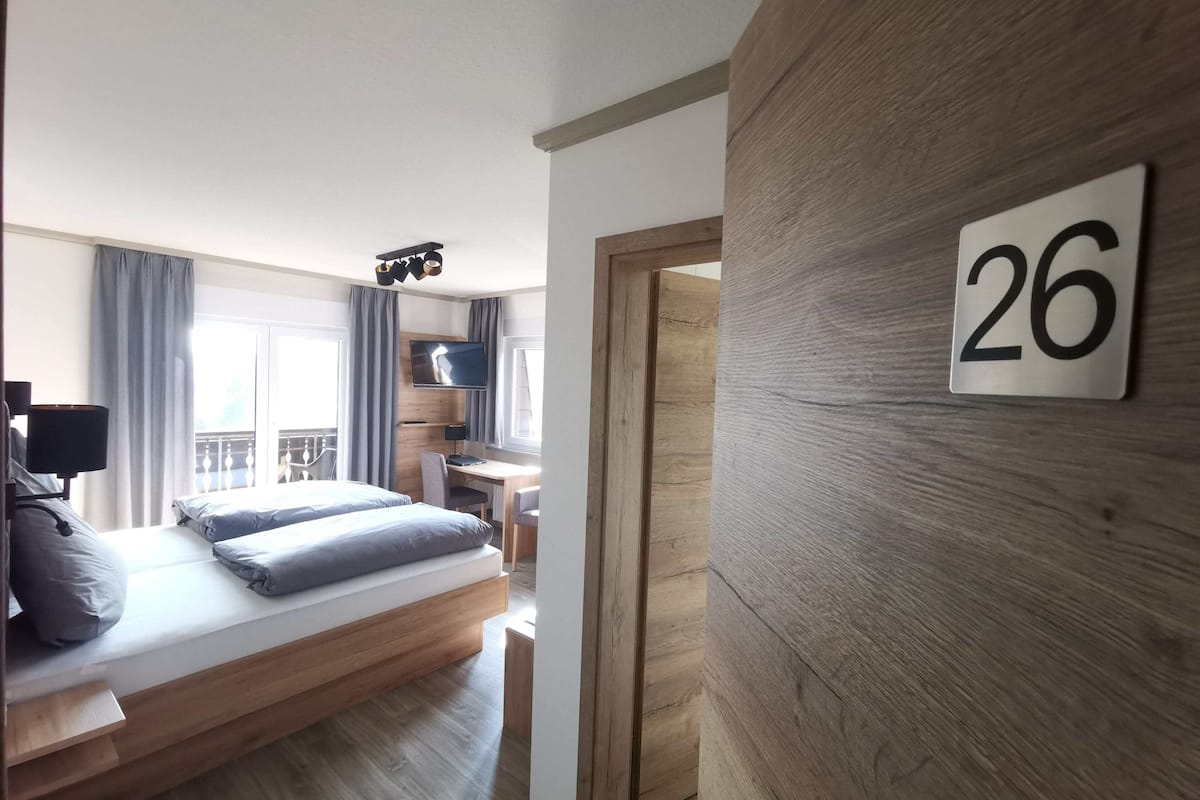 comfort room, balcony, valley view | free wifi, bed sheets