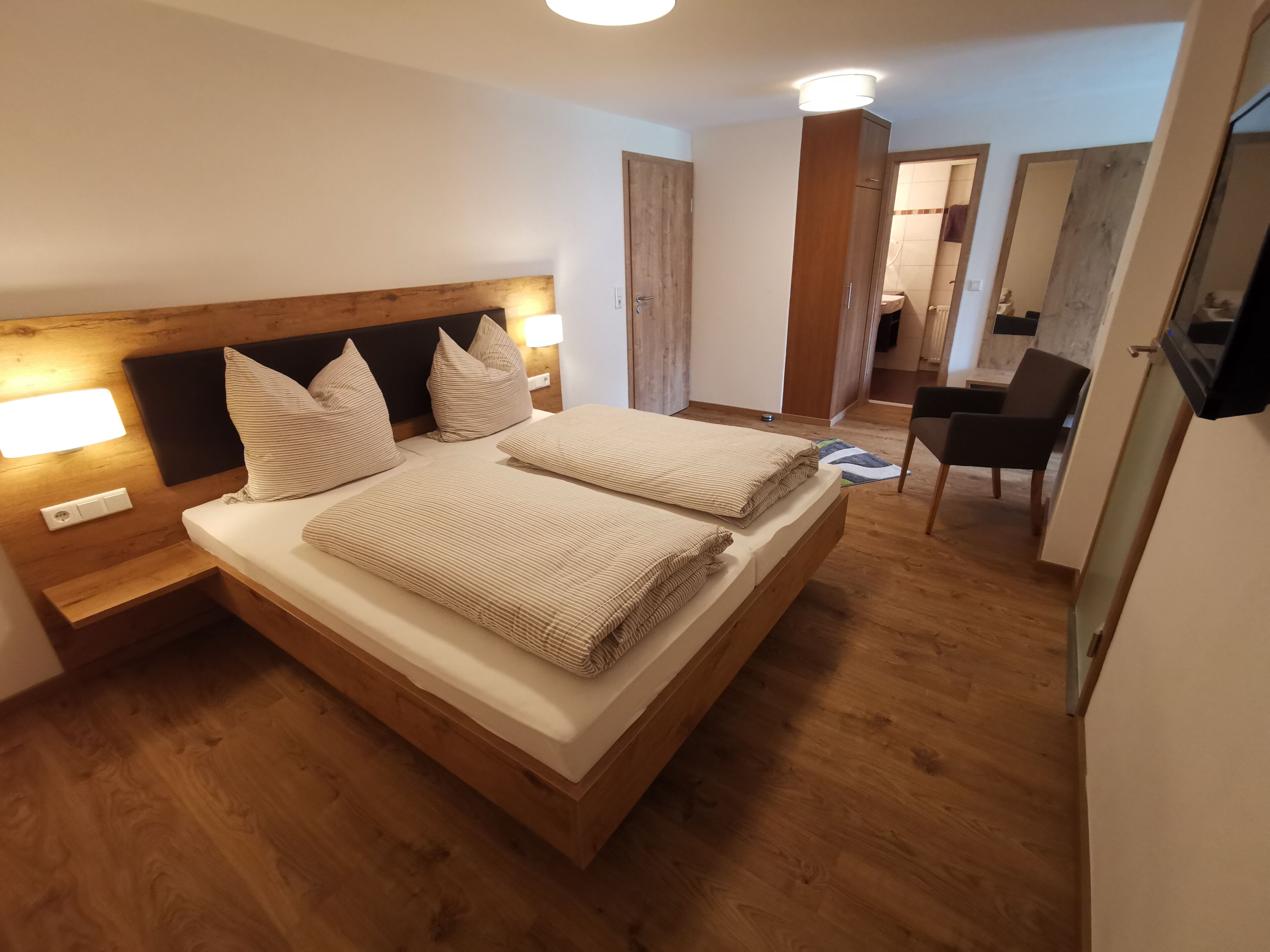 junior suite, balcony, valley view (freienstein) | free wifi, bed sheets