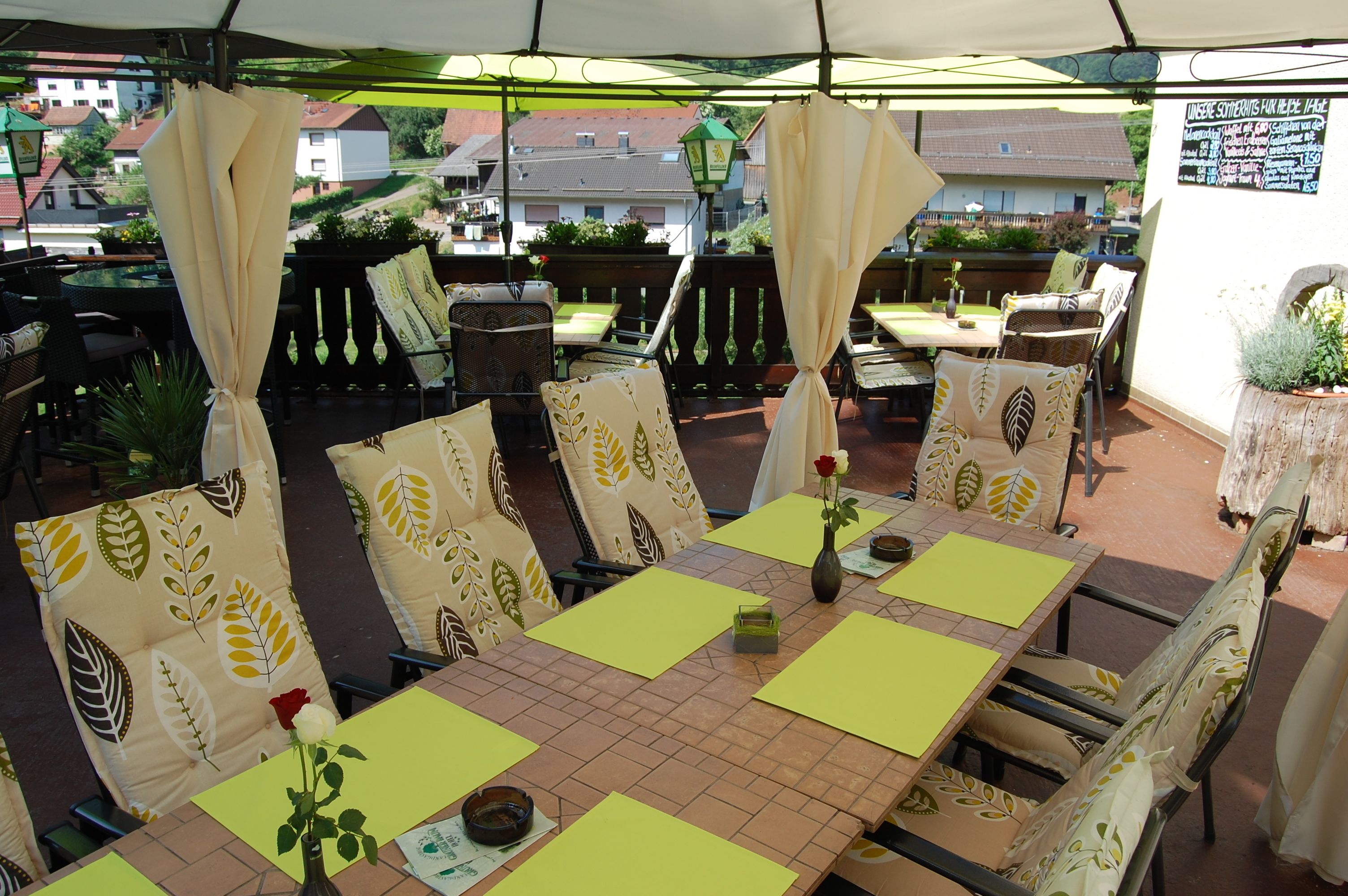 breakfast, lunch, dinner served; regional cuisine