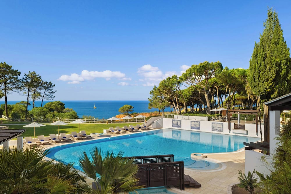 Pine Cliffs Ocean Suites, a Luxury Collection Resort & Spa