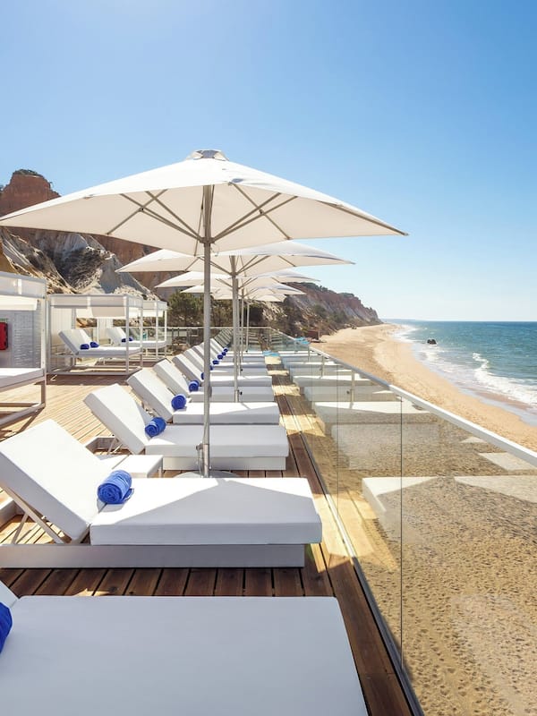 8 restaurants, breakfast, lunch, dinner served; Mediterranean cuisine