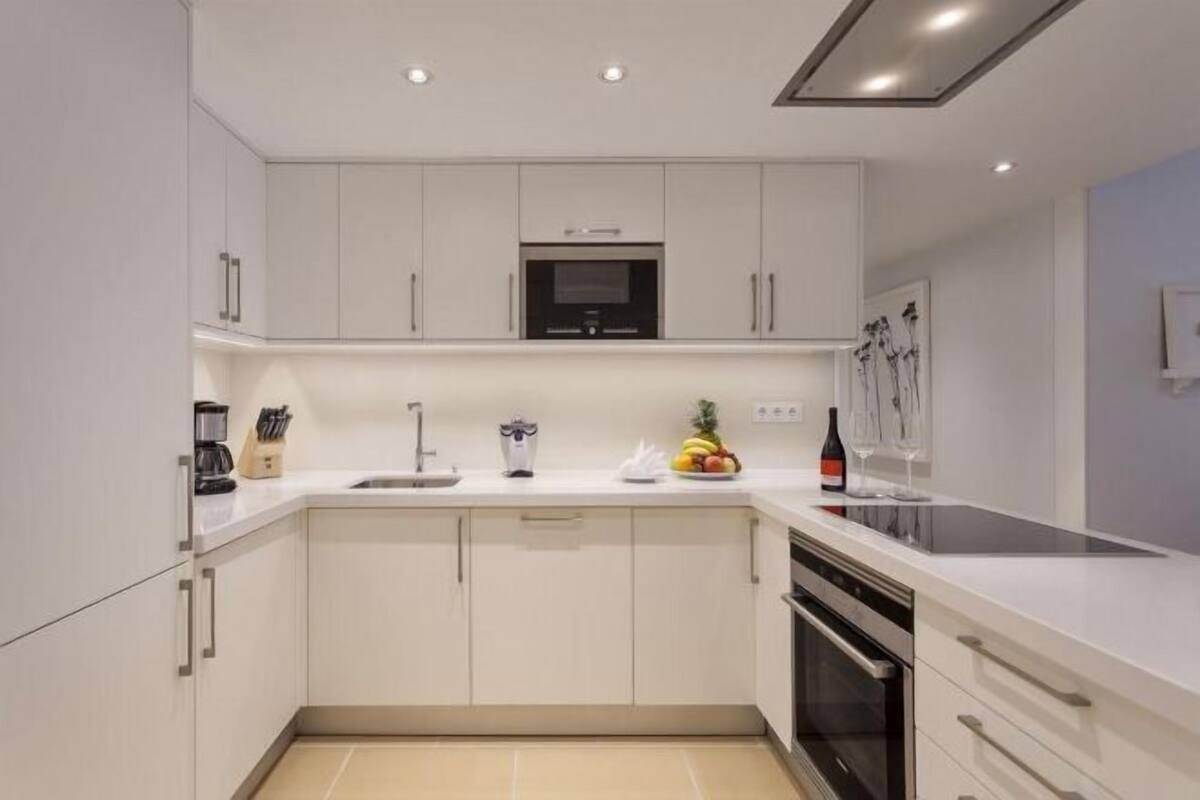 Cucina privata | Frigorifero, microonde, forno, piano cottura
