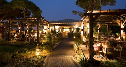 Pine Cliffs Ocean Suites, a Luxury Collection Resort & Spa
