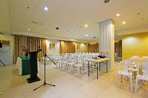 Business center - Andy Hotel (Mandaue)