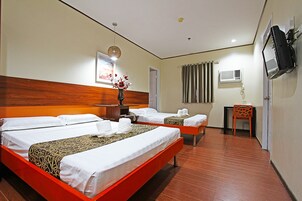 Family Room, 2 Bedrooms, Connecting Rooms | View from room