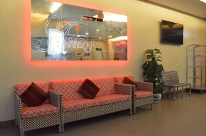 Lobby sitting area - Andy Hotel (Mandaue)