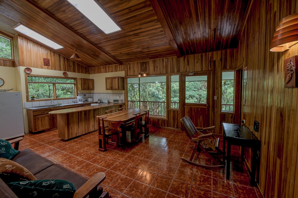 Hospedaje Mariposa by null