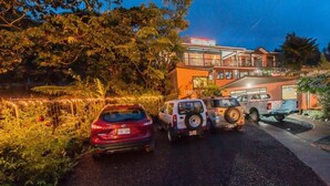 Free self parking - Cabinas Eddy (Monteverde)