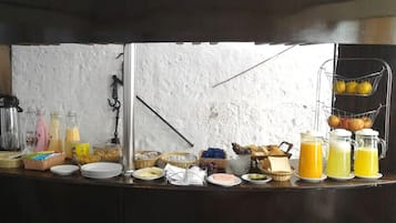 Café da manhã continental grátis todos os dias