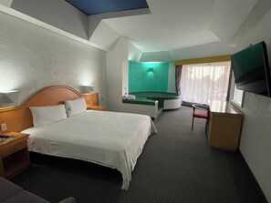 Habitación junior | Caja de seguridad en la habitación y wifi gratis 