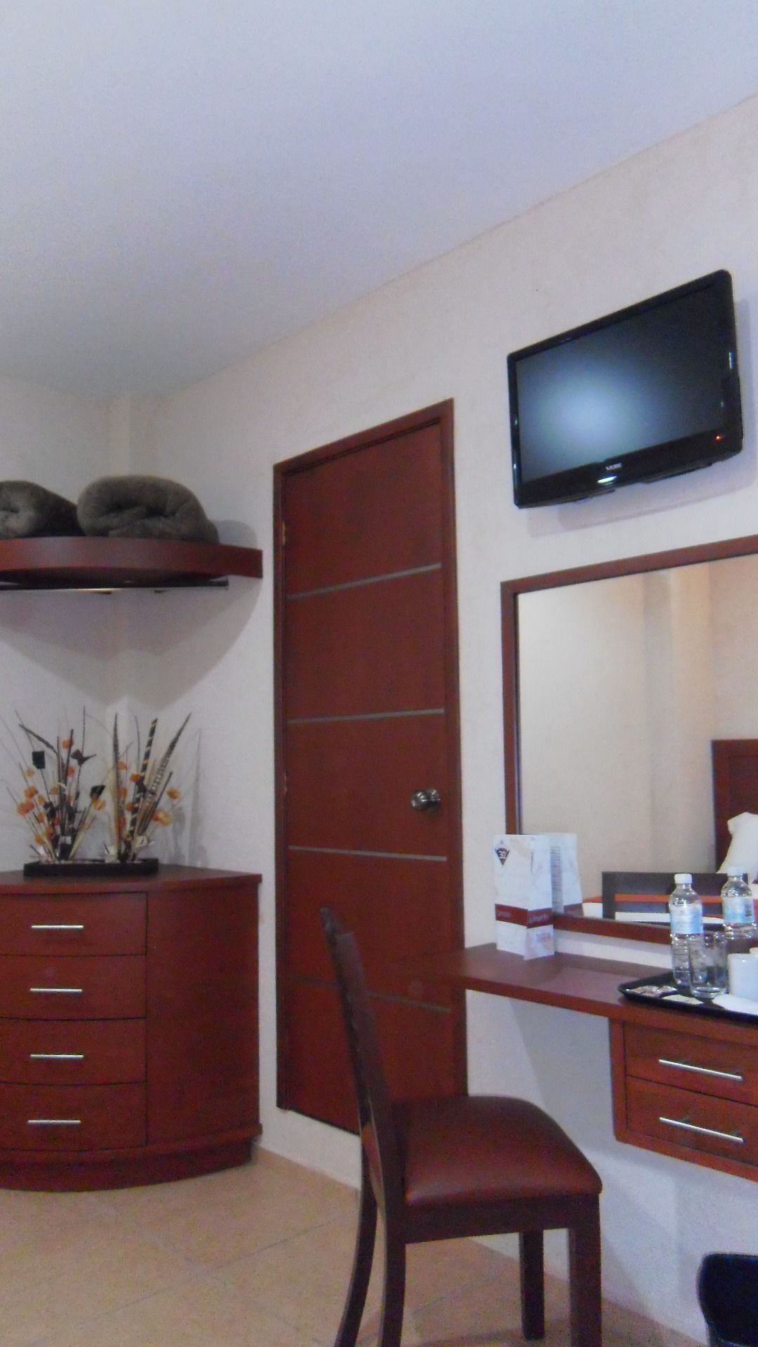 standard room | room amenity