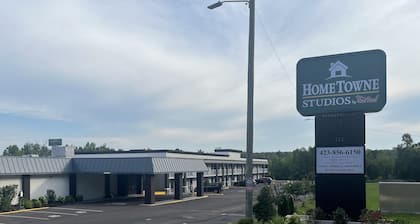 HomeTowne Studios by Red Roof Athens, TN