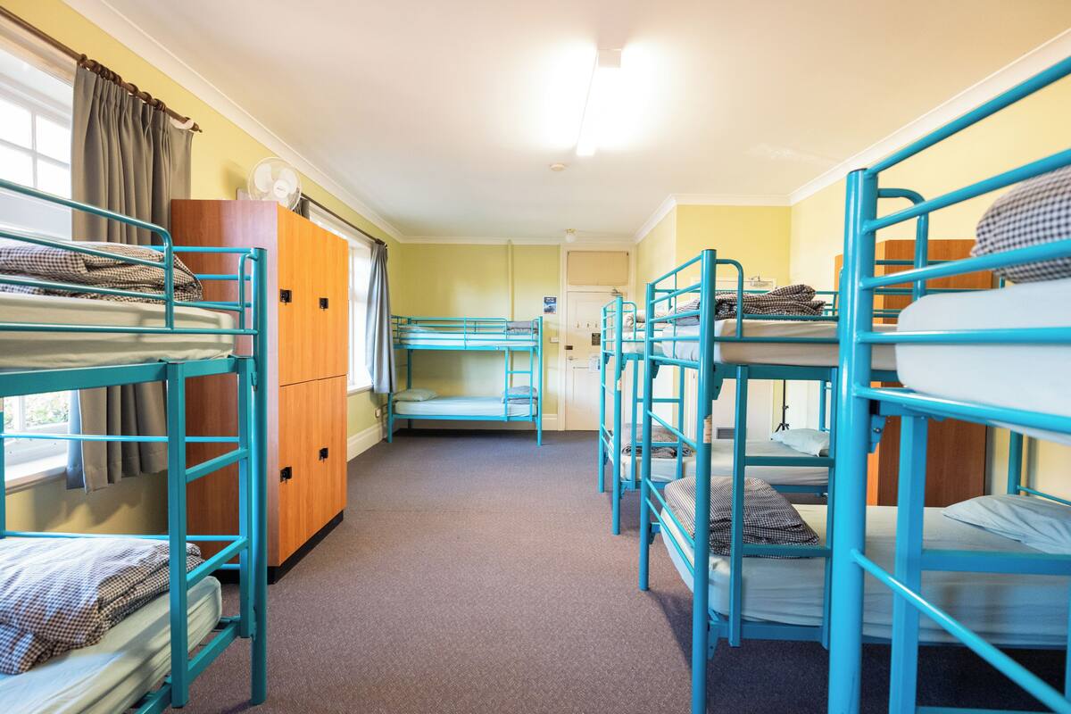 共用宿舍, 男女混合宿舍 (Bed in 10-bed Mixed Dorm) | 遮光窗簾/窗簾、免費 Wi-Fi、床單