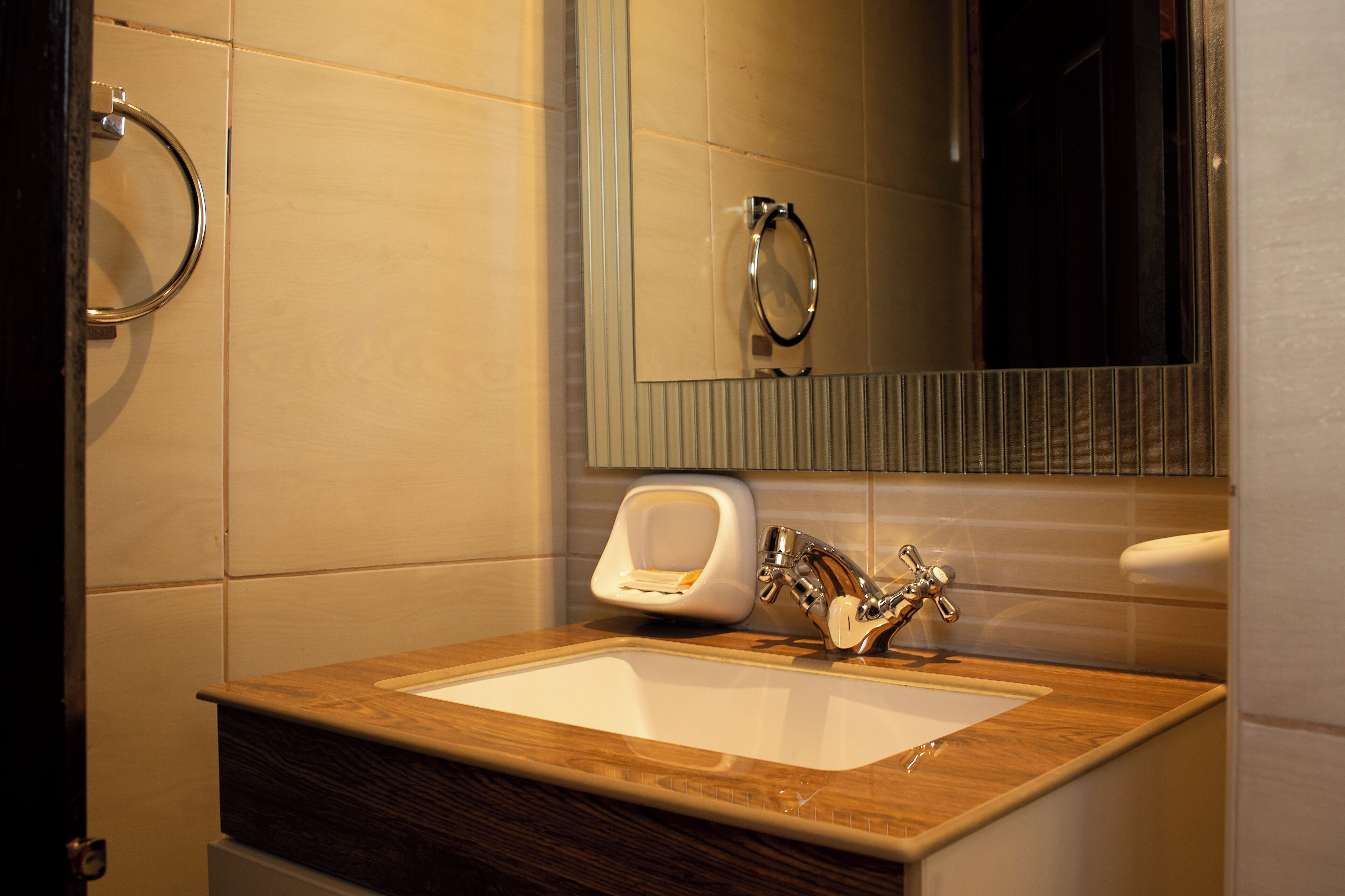 family room | bathroom | shower, hydromassage showerhead, free toiletries, towels