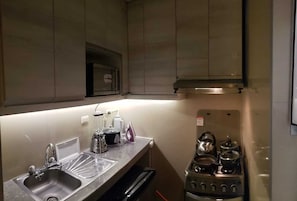 Twin Room, Kitchen | Free WiFi, bed sheets - Tambo del Solar Hotel (Arequipa)