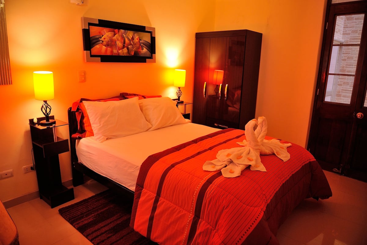 Wifi gratis y ropa de cama