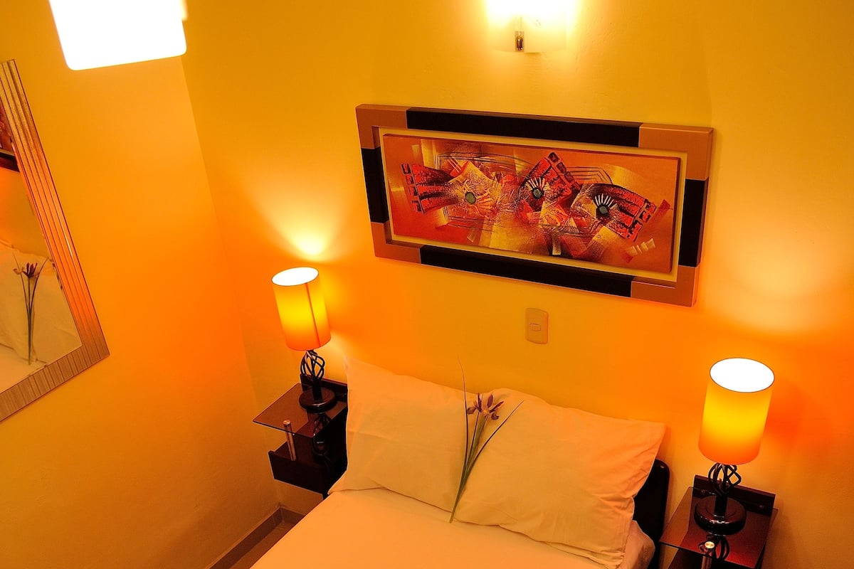 Wifi gratis y ropa de cama