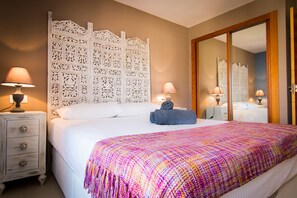 Hochwertige Bettwaren, Daunenbettdecken, individuell dekoriert