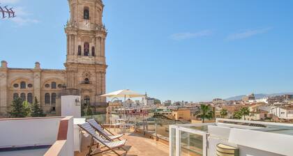 Holidays2Malaga Cathedral Apartments