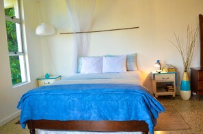Economy Studio, Ocean View, Beachside | WiFi - Moonlight Beach Studio At Montego Bay Club Resort (Montego Bay)