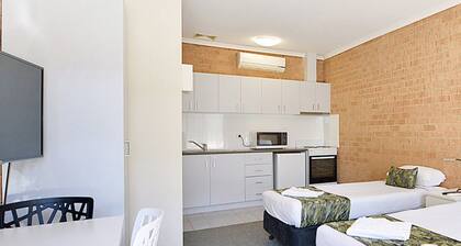 Cranbourne Motor Inn