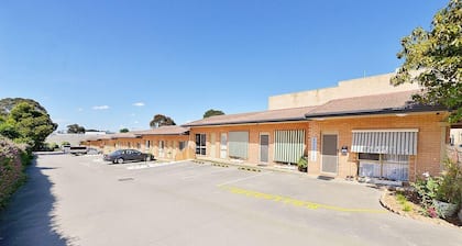 Cranbourne Motor Inn