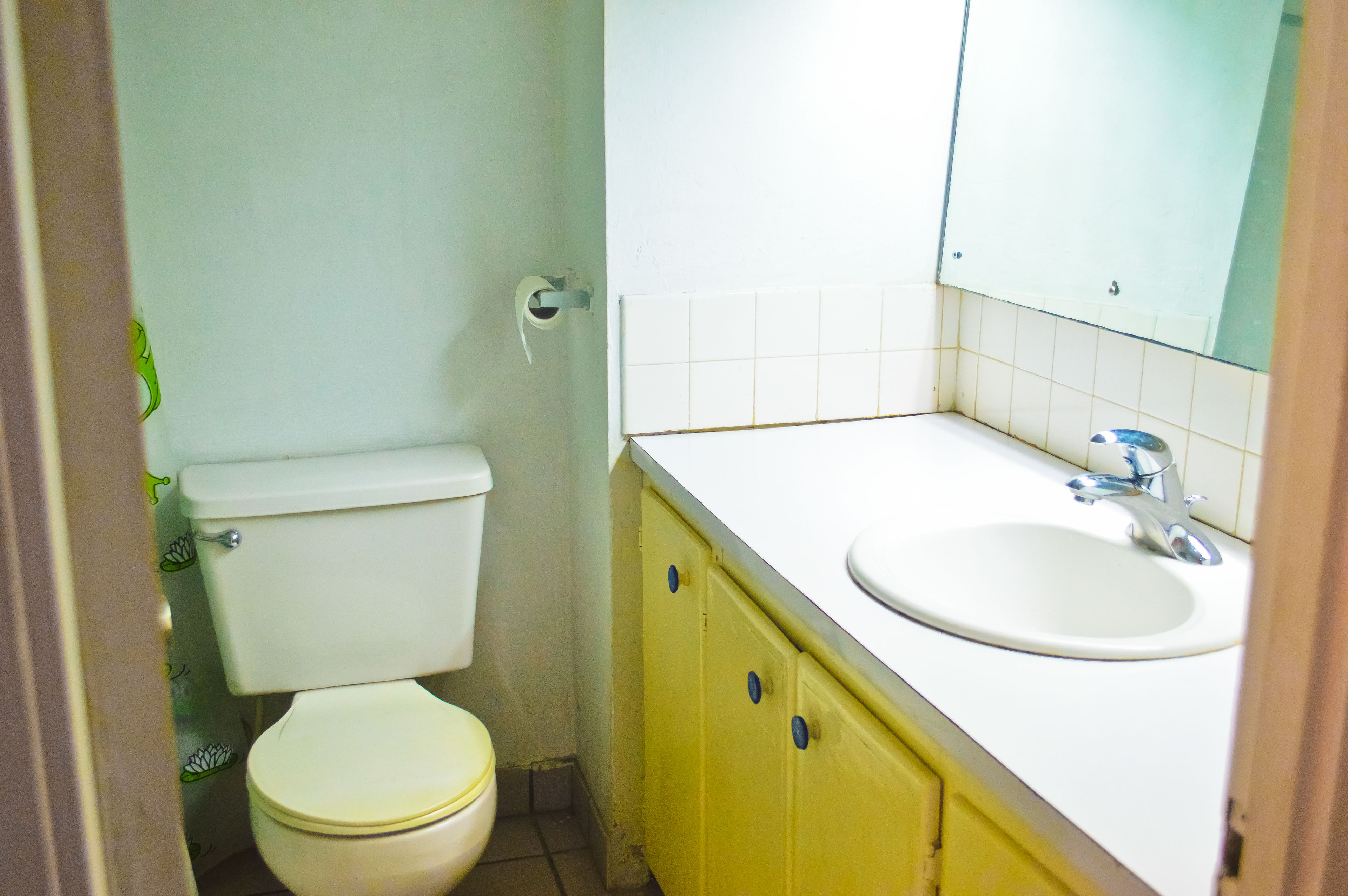 comfort studio, ocean view, sea facing | bathroom | towels