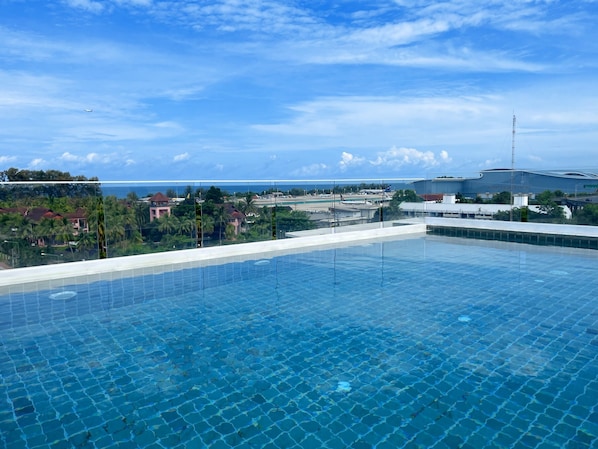 Outdoor pool, sun loungers