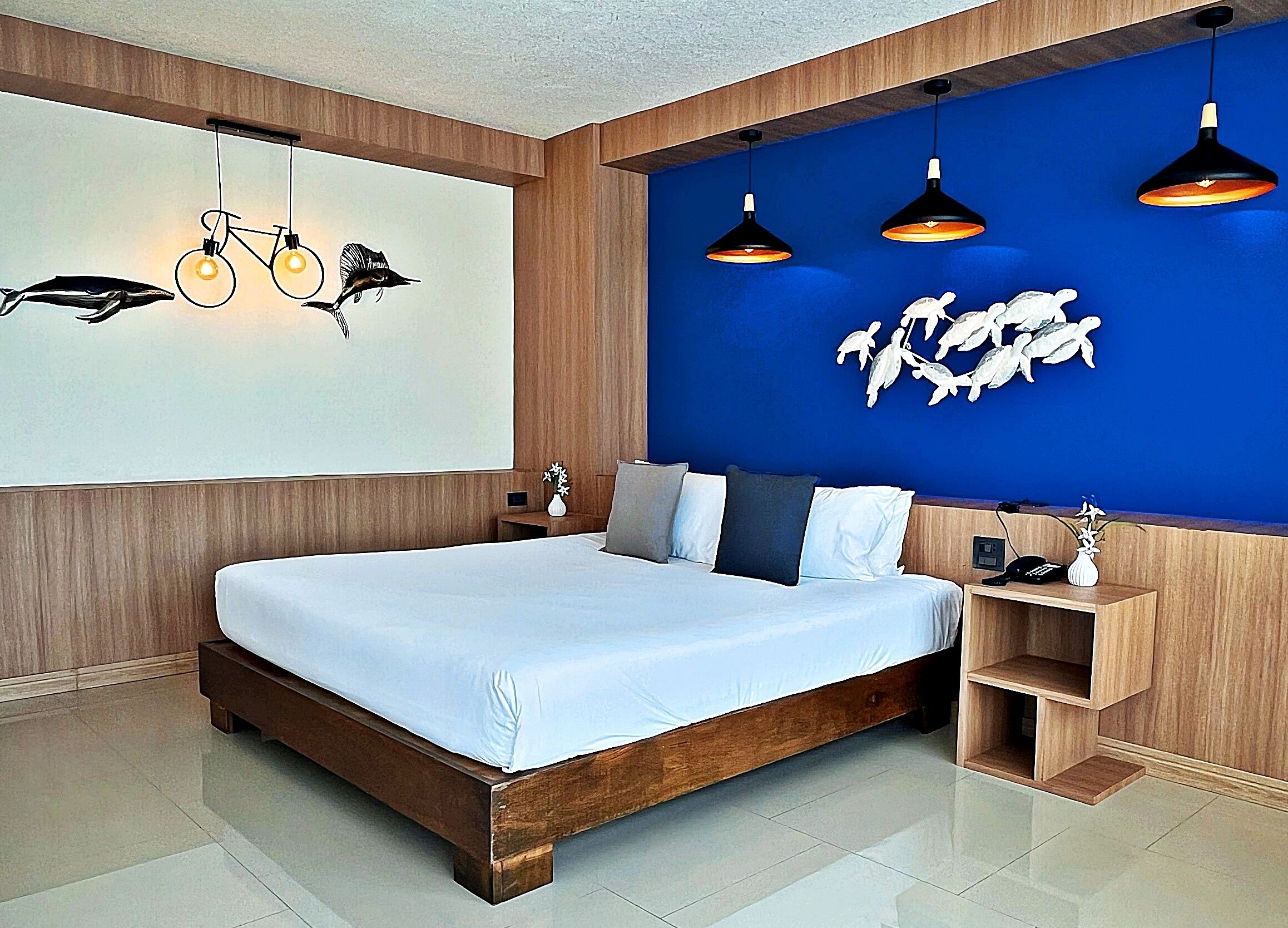 Junior Suite - Free Airport Shuttle | Zimmersafe, Schreibtisch, Verdunkelungsvorhänge, schallisolierte Zimmer