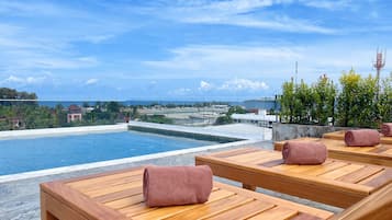 Outdoor pool, pool loungers