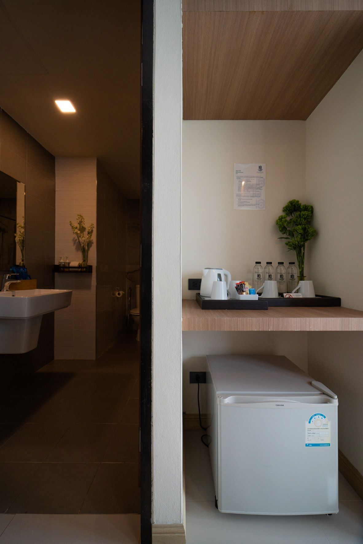 family room - free airport shuttle | 1 bedroom, in-room safe, desk, blackout curtains